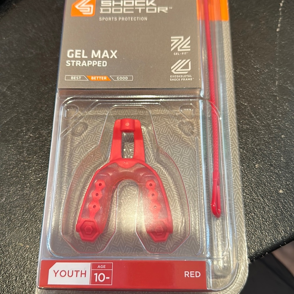 Gel Max Strapped Mouth Guard Youth 10 in Red in sealed box